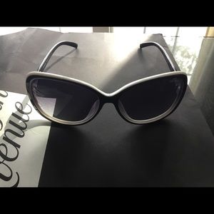 Pre-owned Chanel Sunglasses